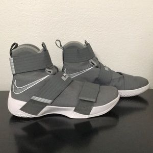Nike LeBron Soldier 11 Men’s Athletic Shoe